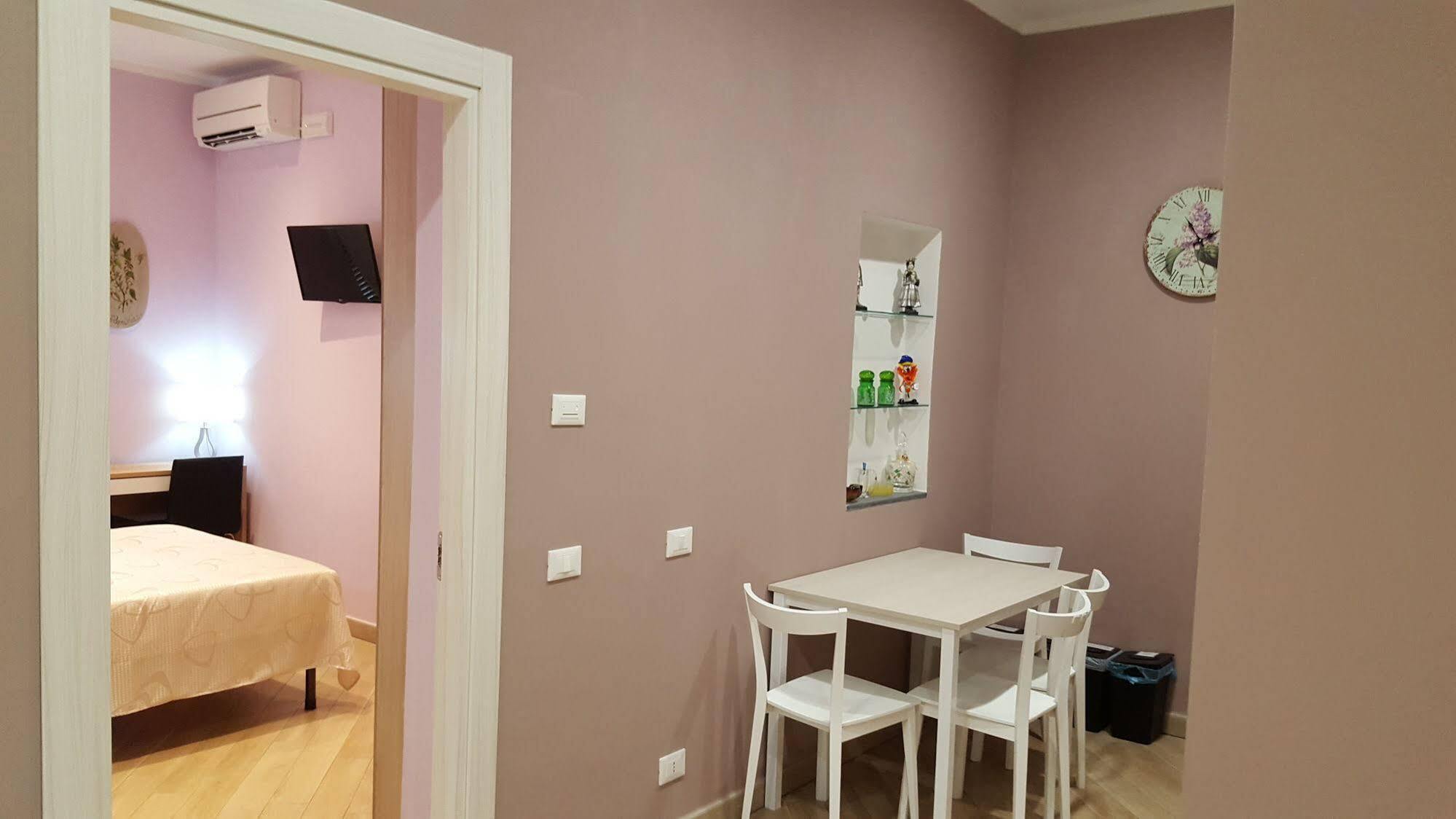 Guest House Le Tre Spezie La Spezia Exterior photo
