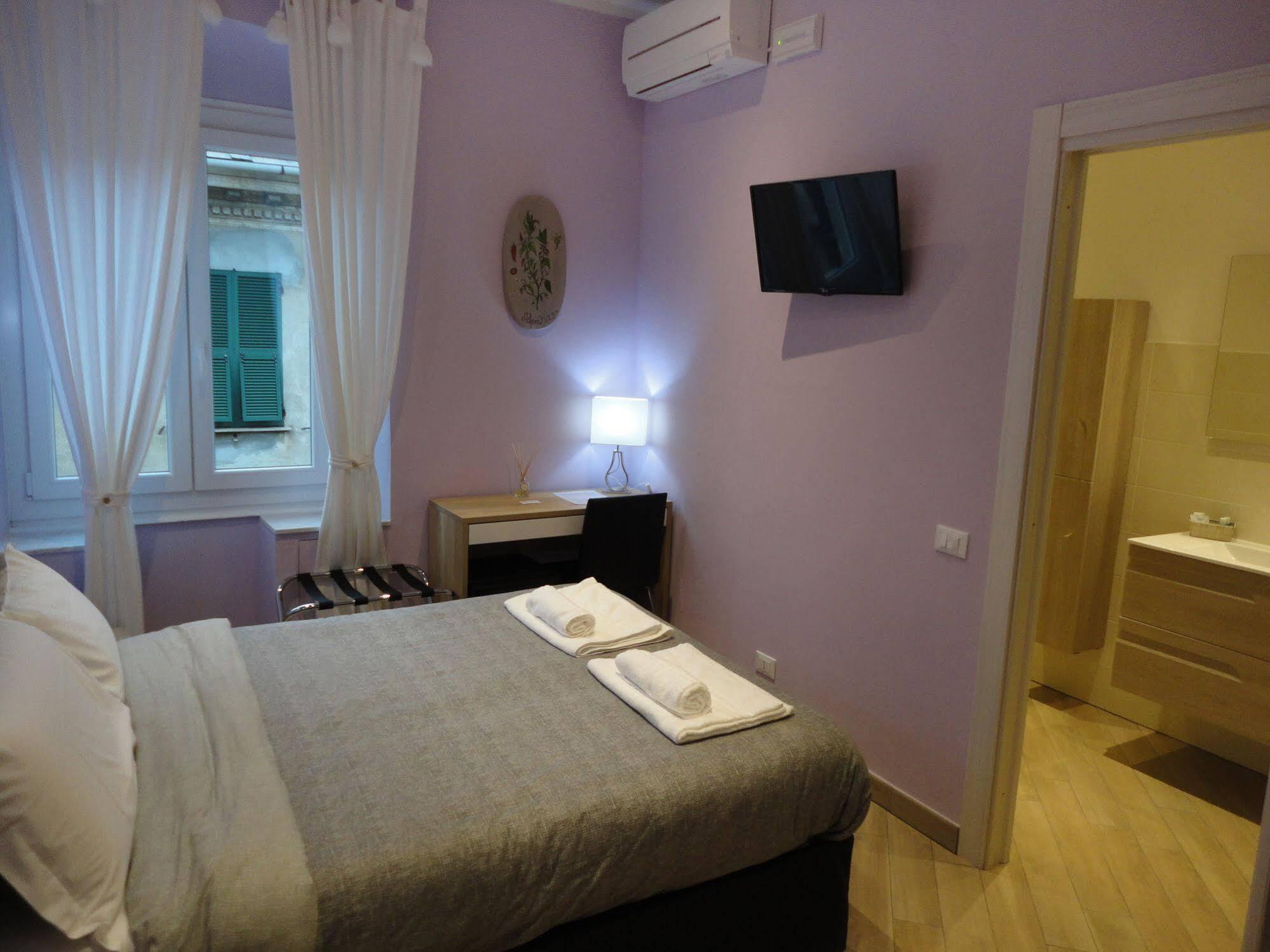 Guest House Le Tre Spezie La Spezia Exterior photo
