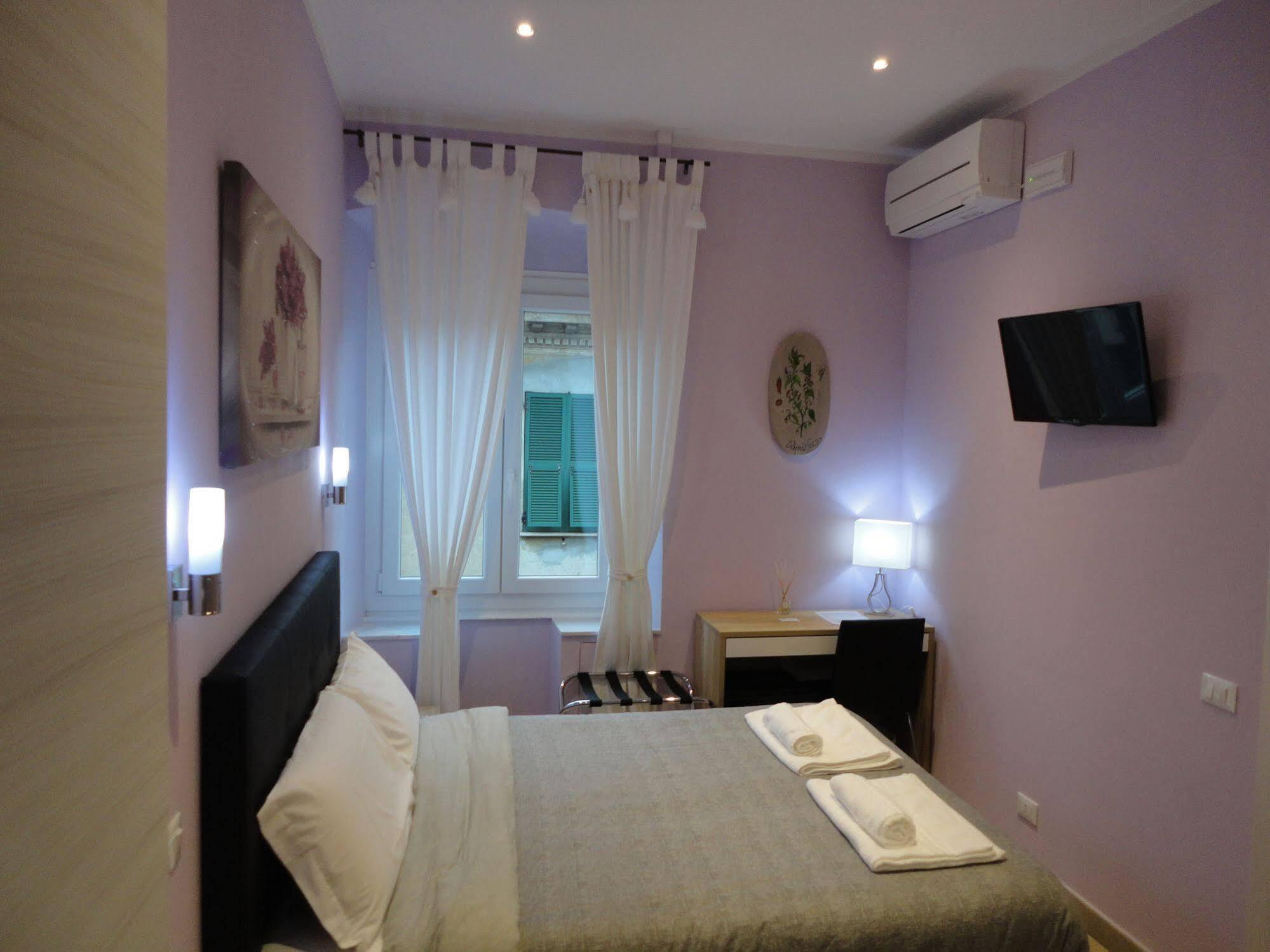 Guest House Le Tre Spezie La Spezia Exterior photo
