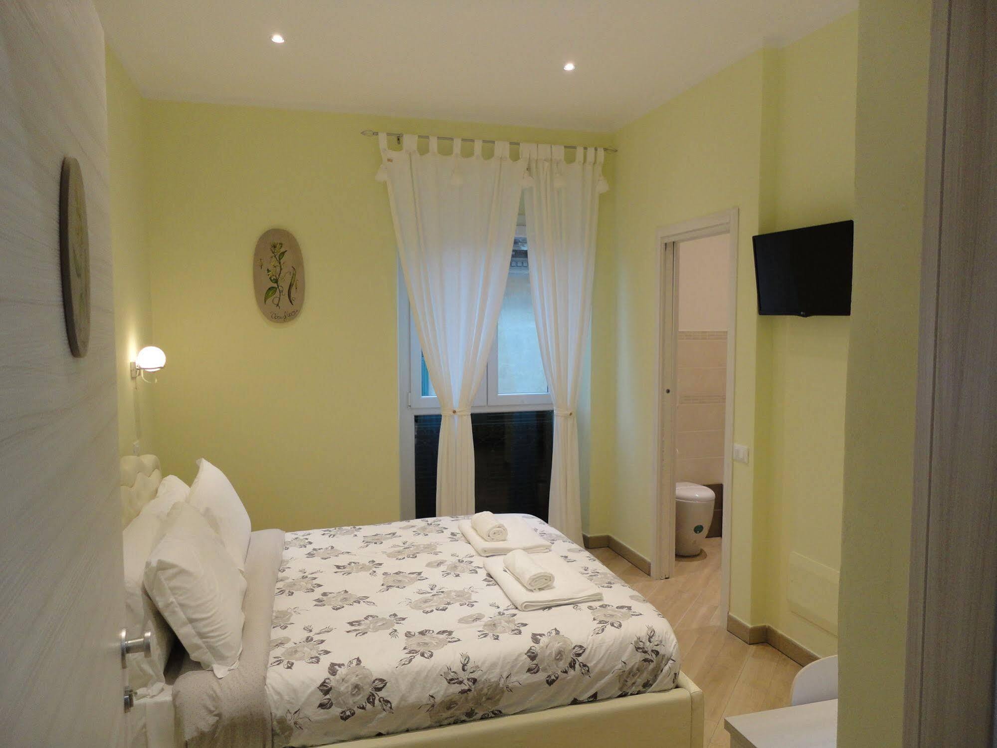 Guest House Le Tre Spezie La Spezia Exterior photo