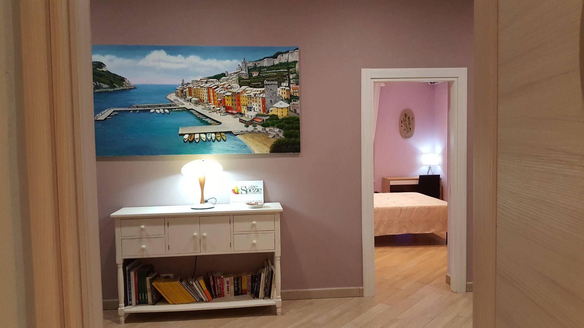 Guest House Le Tre Spezie La Spezia Exterior photo